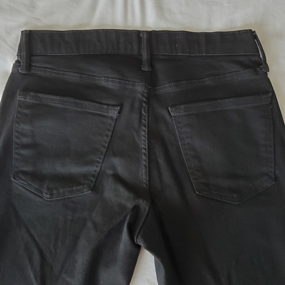 NWOT Old Navy Slim 360° Stretch Performance Jeans, Black - Picture 4 of 4